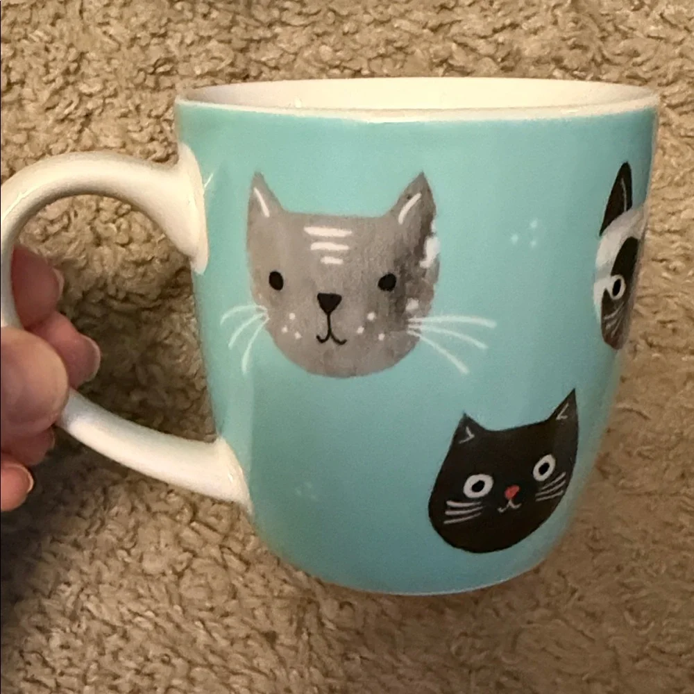 LAST CHANCE SALE- Cat Lovers 2026 Planner BNWT and Mug Set